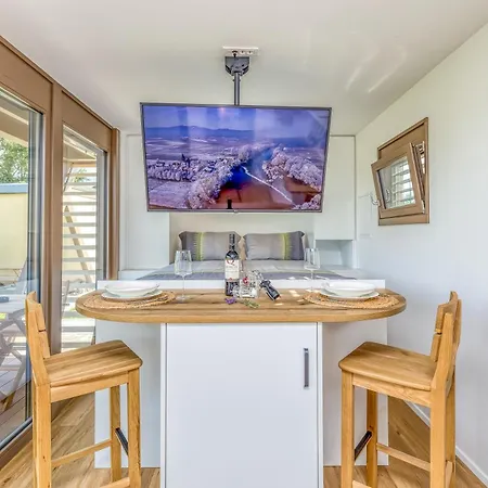 River View Mlinar Private - Happy Apartman *
