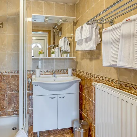 River View Mlinar Private - Happy