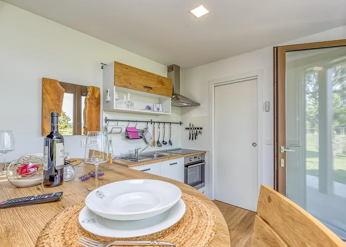 River View Mlinar Private - Happy Апартаменты Метлика