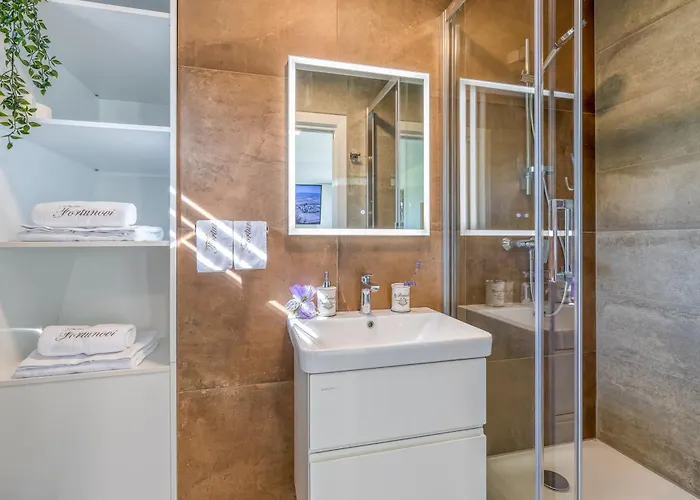 Апартаменты River View Mlinar Private - Happy *